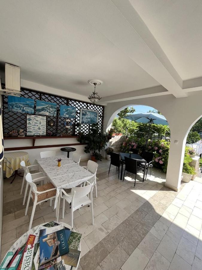 Studio Rooms Moncherie Ulcinj Exterior photo