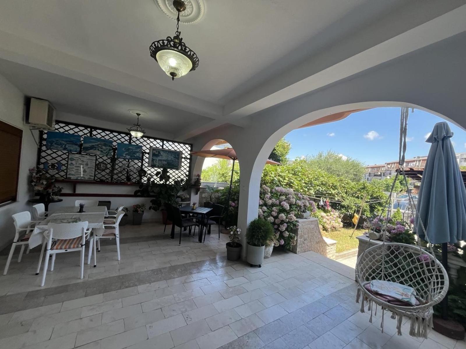 Studio Rooms Moncherie Ulcinj Exterior photo