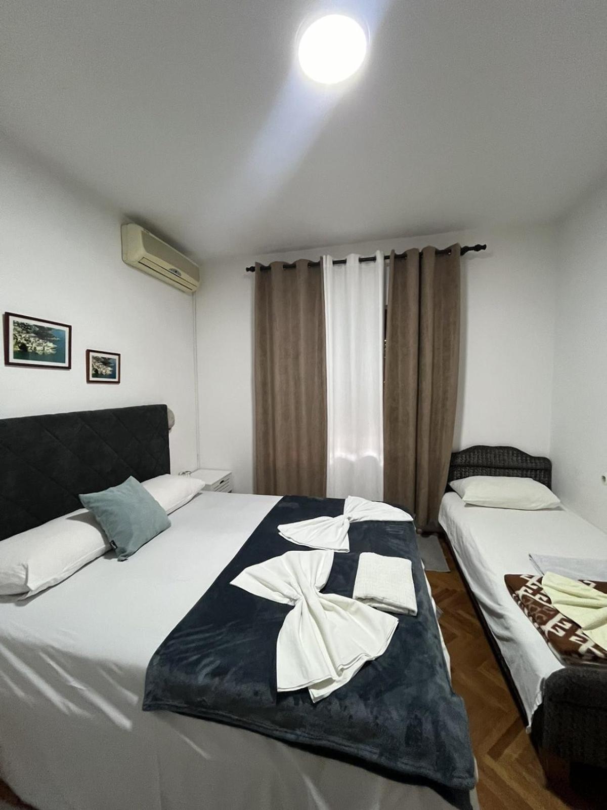 Studio Rooms Moncherie Ulcinj Exterior photo